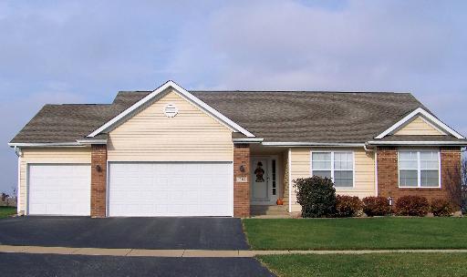1287 Omega Cir., DeKalb, IL 60115