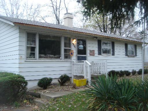 17837 Fairfield Ln., Grayslake, IL 60030