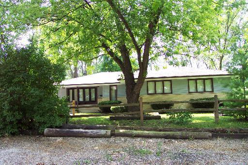 11 Clairmont St., Joliet, IL 60433