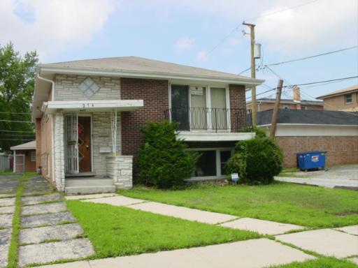 274 Luella Ave., Calumet City, IL 60409