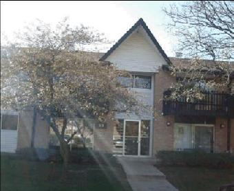 9B Kingery Quarter #108, Willowbrook, IL 60527