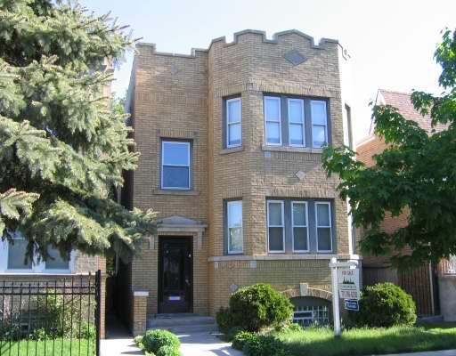4952 W Belden St., Chicago, IL 60639