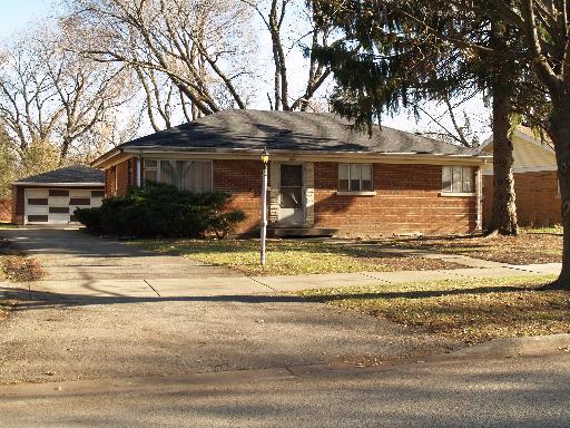 325 Catalpa Ave., Itasca, IL 60143