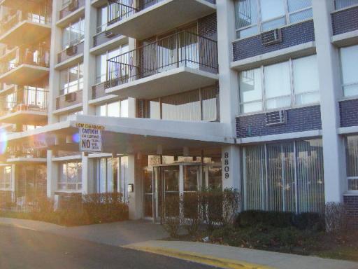 8809 W Golf Rd. #4E, Niles, IL 60714