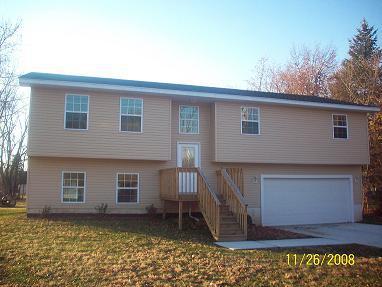 8218 Ravere St., Machesney Park, IL 61115
