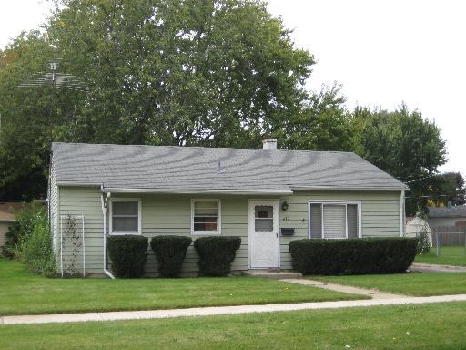 210 N Westgate Dr., Aurora, IL 60506
