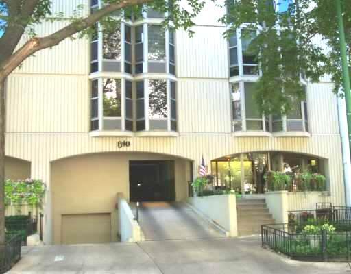 1340 N Dearborn St. #5C, Chicago, IL 60610