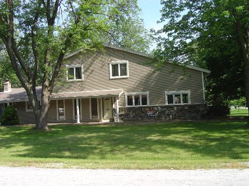 4600 W 184th St., Country Club Hills, IL 60478