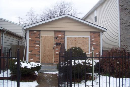 [Address Hidden by Seller], Chicago, IL 60617