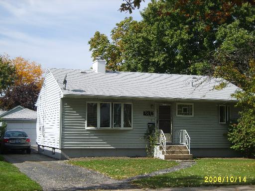 2832 S 11th Ave., Broadview, IL 60155