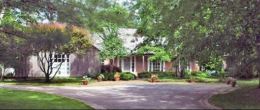 670 Midfield Ln., Northbrook, IL 60062