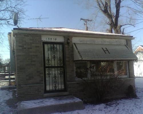 15010 Vail Ave., Harvey, IL 60426