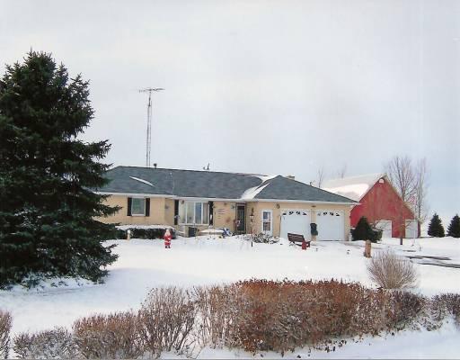 759 Paw Paw Rd., Paw Paw, IL 61353