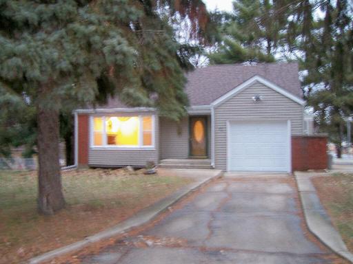 421 Ella Ave., Joliet, IL 60433