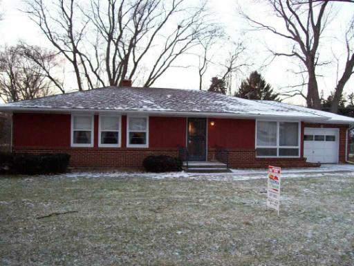 3614 Pinecrest Rd., Rockford, IL 61107