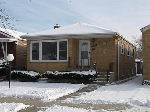 9251 S Lowe Ave., Chicago, IL 60620
