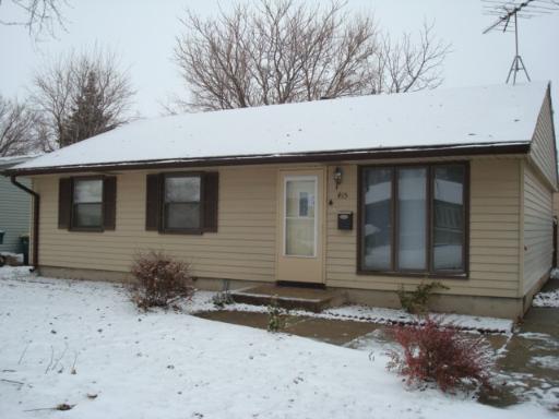 415 Dalhart Ave., Romeoville, IL 60446