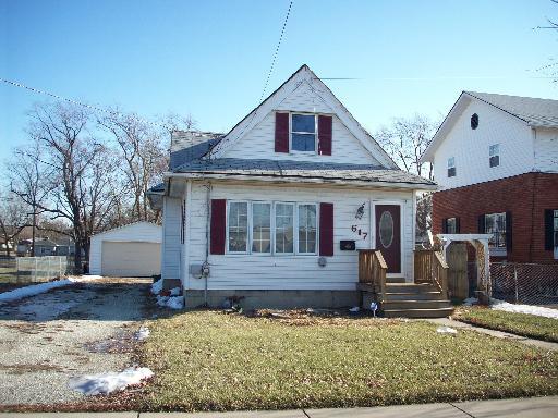 617 N Highland Ave., Aurora, IL 60556