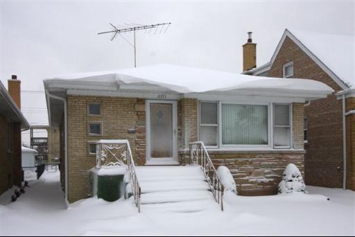 6353 W Peterson Ave., Chicago, IL 60646