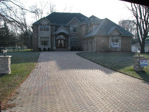 2125 Beechnut Rd., Northbrook, IL 60062