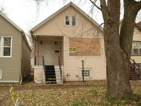 8819 S Colfax St., Chicago, IL 60617