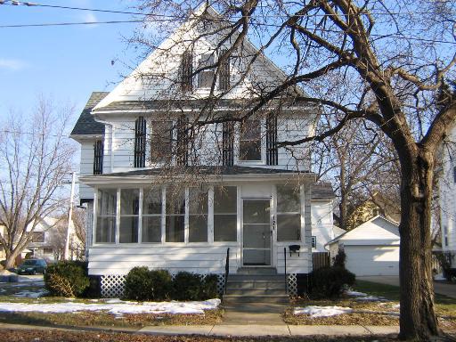 121 N May St., Aurora, IL 60506