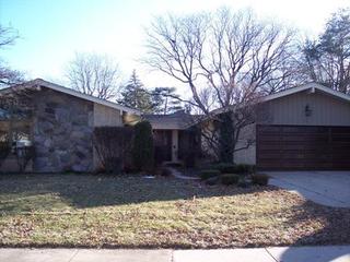 611 Dwyer Ave., Arlington Heights, IL 60005