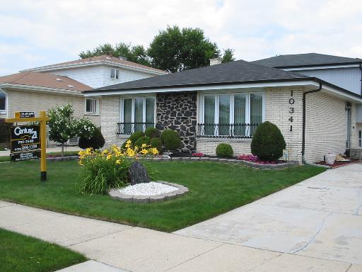 10341 S Kilpatrick Ave., Oak Lawn, IL 60453