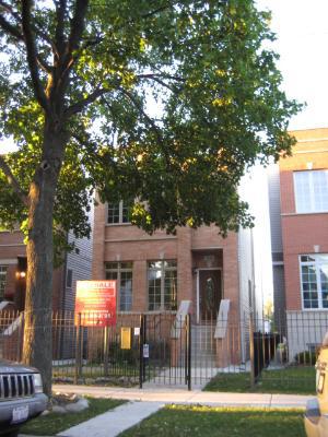 3328 W Dickens Ave., Chicago, IL 60647