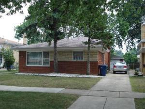4529 W 100th Pl., Oak Lawn, IL 60453