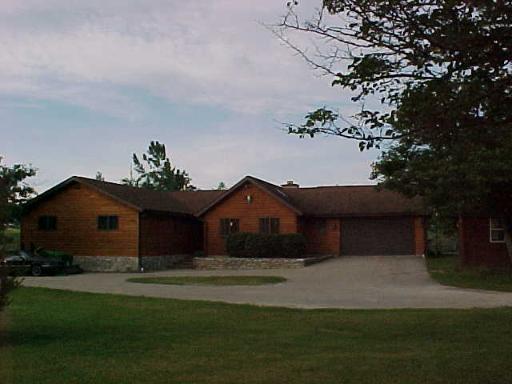 608 Ogee Rd., Paw Paw, IL 61353