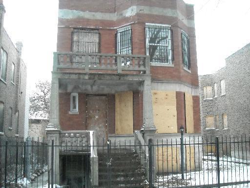 725 N Ridgeway Ave., Chicago, IL 60624