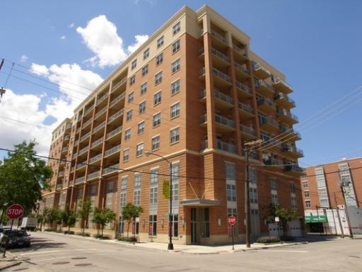 950 W Monroe St. #903, Chicago, IL 60607