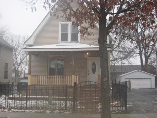 432 Woodlawn Ave., Aurora, IL 60506