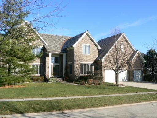 814 Winfal Dr., Schaumburg, IL 60173