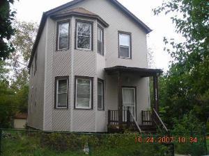 8236 S Manistee Ave., Chicago, IL 60617