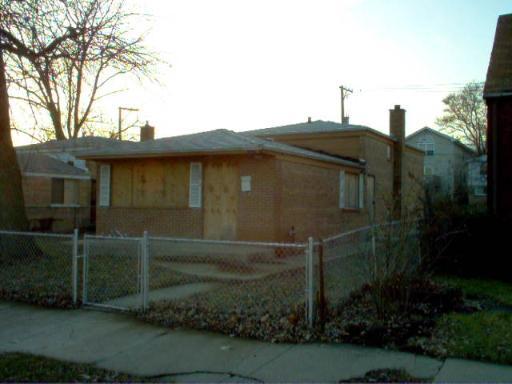 11636 S Watkins, Chicago, IL 60643