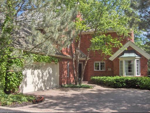2 Regent Wood Rd., Northfield, IL 60093