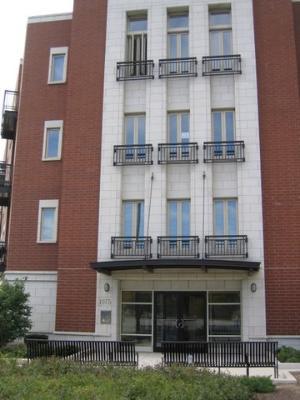 1075 W Roosevelt Rd. #305, Chicago, IL 60608