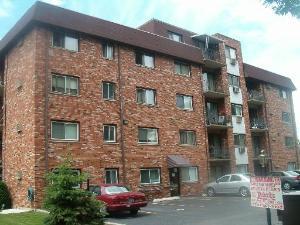 7110 W 93rd Pl. #PH-B, Oak Lawn, IL 60453