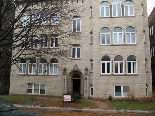2314 W Farwell Ave. #1E, Chicago, IL 60645