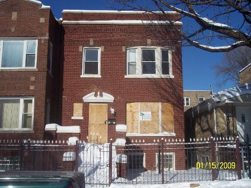4824 W Augusta Blvd., Chicago, IL 60651