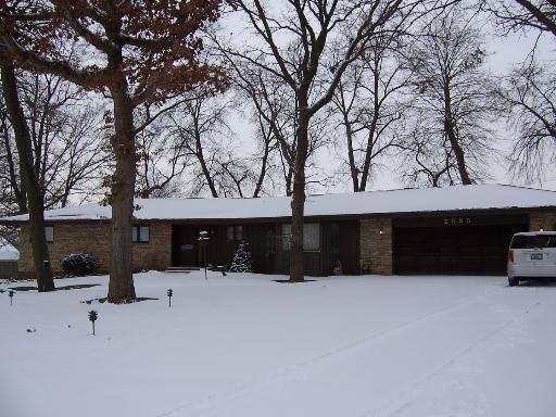 2525 Mandrake Dr., Rockford, IL 61108