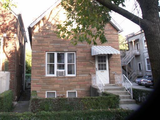 2141 N Claremont Ave., Chicago, IL 60647