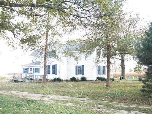 28598 2400 E St., Lamoille, IL 61330