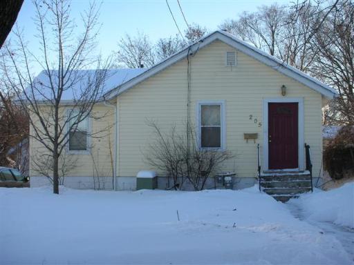 205 N Pierpont Ave., Rockford, IL 61101