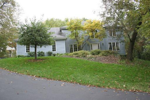 10959 Hamborg Rd., Roscoe, IL 61073