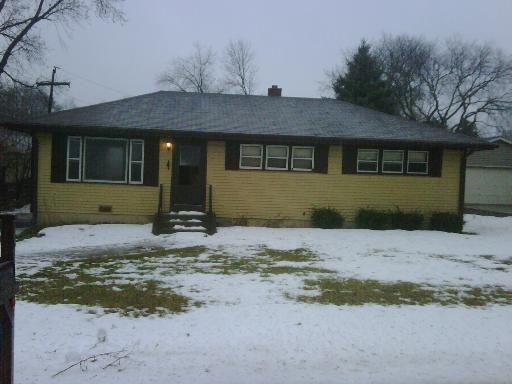 18747 Deerpath Rd., Grayslake, IL 60030