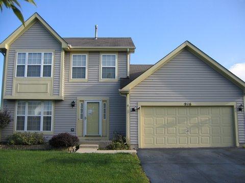 916 Briarcliff Rd., Bolingbrook, IL 60440