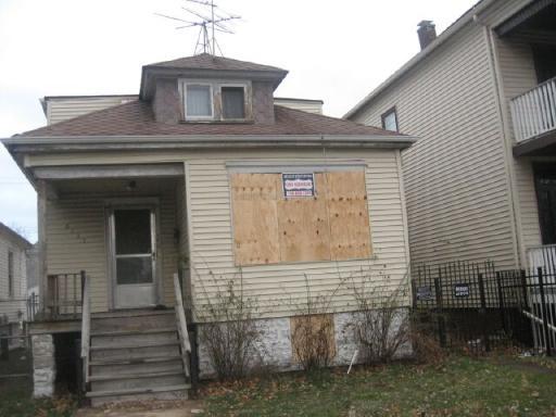 8537 S Marquette Ave., Chicago, IL 60617